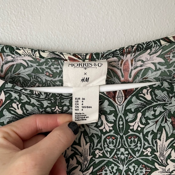Morris & Co X H&M Women's Green Patterned Long Tie Sleeve Dress 4 - Picture 3 of 4